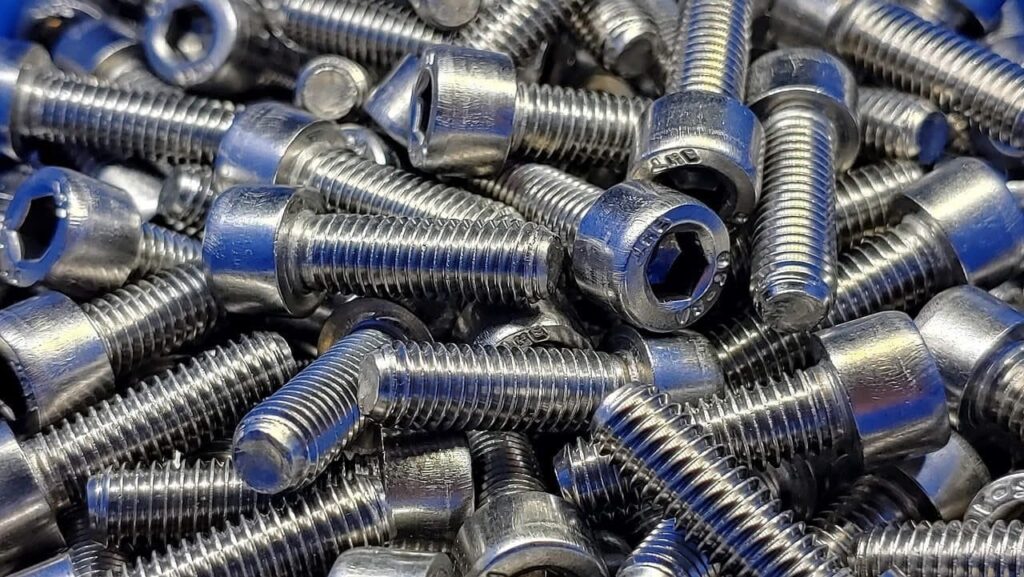 Norma DIN de tornillos e1613783079486