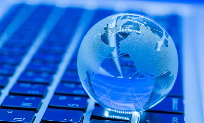 World Wide Web (WWW)